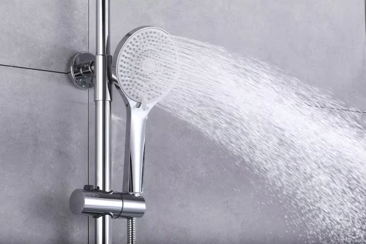 Ścienna bateria prysznicowa trójfunkcyjna z wylewką wodospadową 76008 15